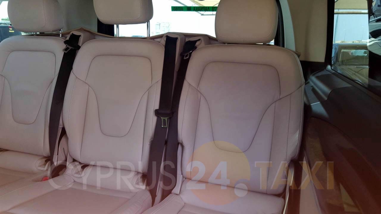 Cyprus24.taxi: Mercedes V-class. Interior #4